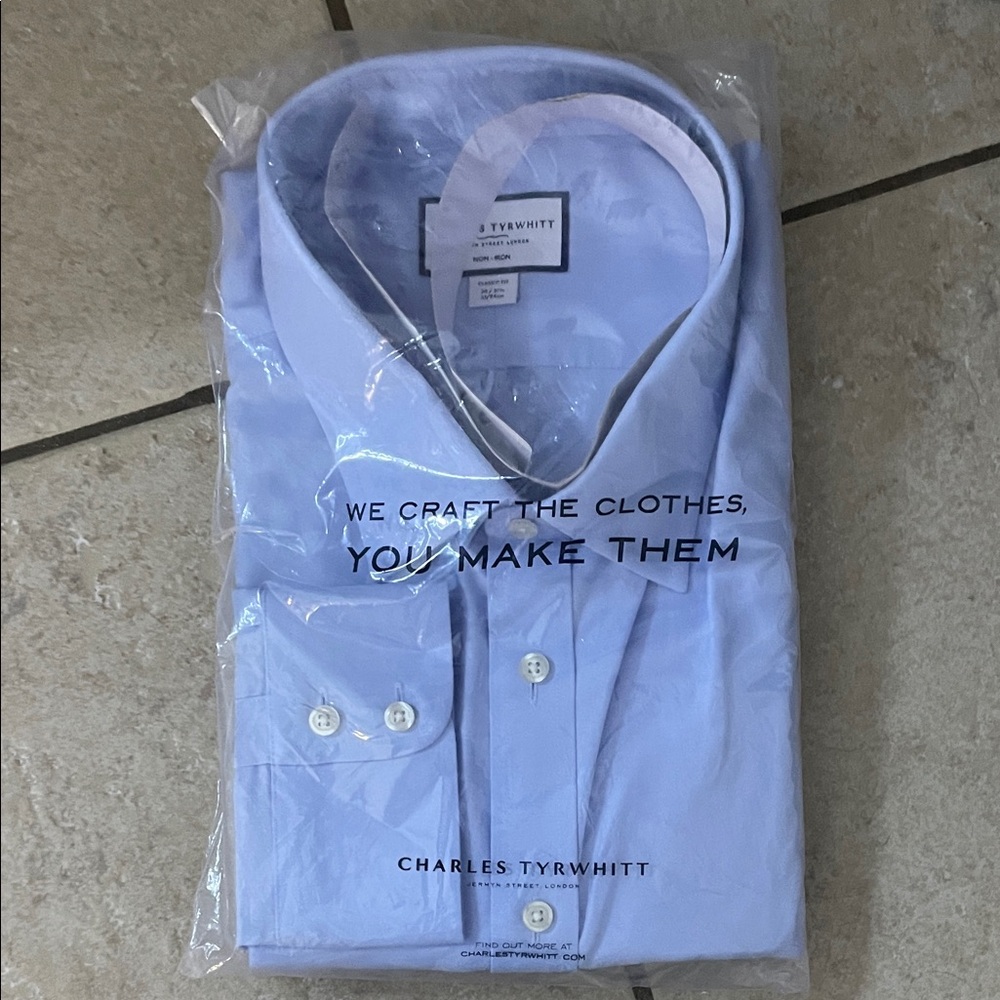 CHARLES TYRWHITT LONG SLEEVE BUTTON UP SKY BLUE-20/37in